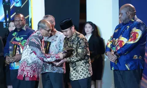 Pemkab Bekasi raih penghargaan Kemendagri tekan kemiskinan