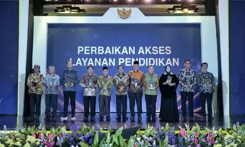 Kota Semarang raih apresiasi kinerja bidang pendidikan dari Kemendagri