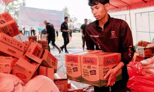 Tembus Aceh Tamiang, Kemensos kirim logistik dengan kapal dan helikopter Tembus Aceh Tamiang, Kemensos kirim logistik dengan kapal dan helikopter