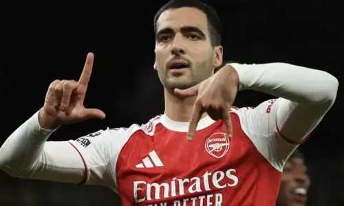 Arsenal nyaman di puncak setelah kalahkan Brentford 2-0
