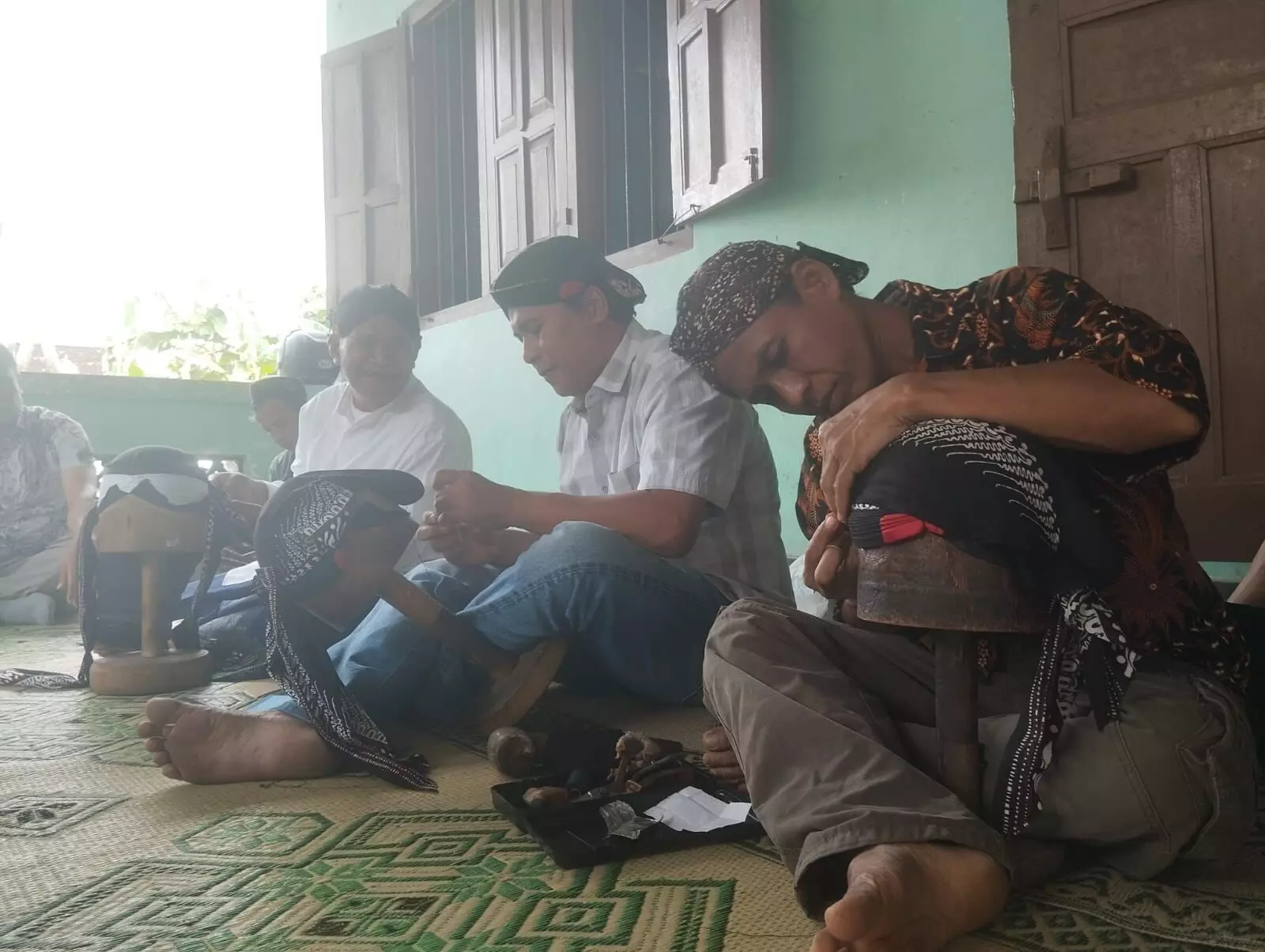 Usaha kerajinan Klinting dan Blangkon Sleman tetap eksis ditengah gempuran modernisasi