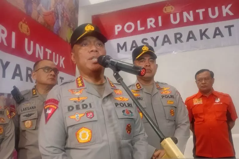 Polri operasikan heli kargo kirim logistik daerah terisolasi di Sumut Polri operasikan heli kargo kirim logistik daerah terisolasi di Sumut