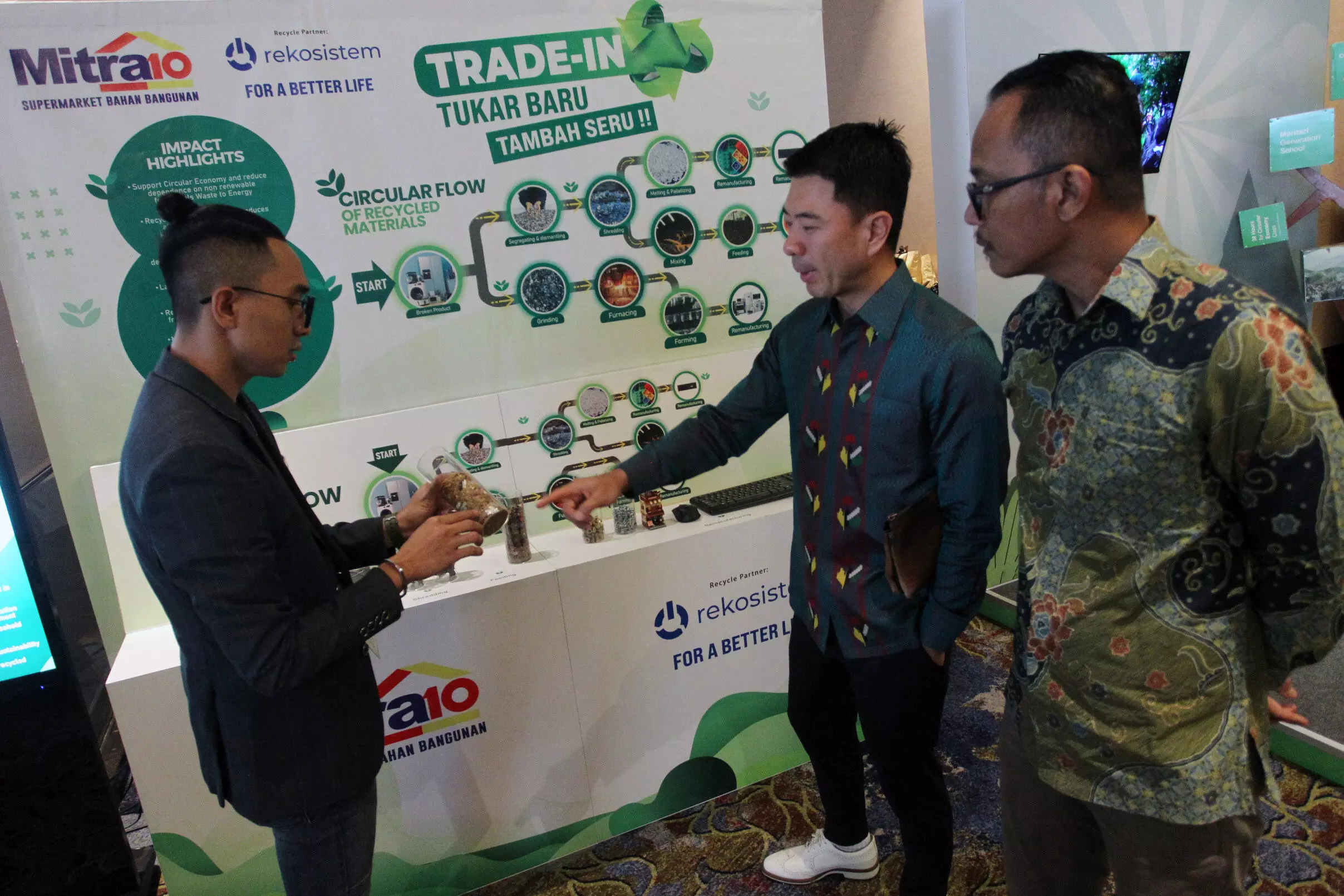 Dorong gaya hidup berkelanjutan, peritel Mitra10 luncurkan program “Trade-In: Tukar Baru, Tambah Seru!” Dorong gaya hidup berkelanjutan, peritel Mitra10 luncurkan program “Trade-In: Tukar Baru, Tambah Seru!”