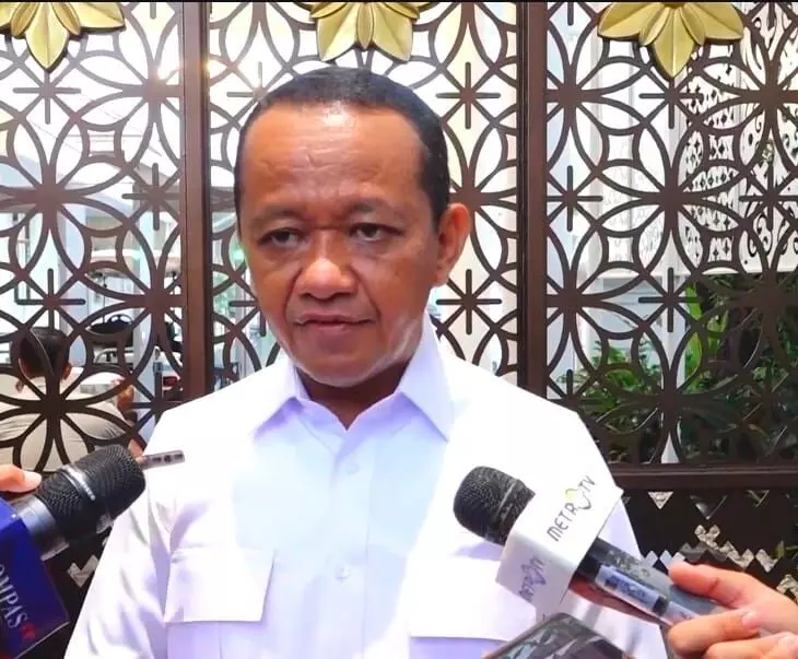 Temui Presiden, Bahlil lapor penanganan listrik dan BBM pasca bencana Sumatera Temui Presiden, Bahlil lapor penanganan listrik dan BBM pasca bencana Sumatera