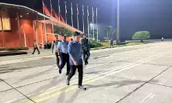 Gibran bertolak ke Sumatera tinjau tiga provinsi bencana Gibran bertolak ke Sumatera tinjau tiga provinsi bencana