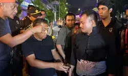 Polisi tangkap sopir angkutan online yang peras penumpang di Jakut Polisi tangkap sopir angkutan online yang peras penumpang di Jakut