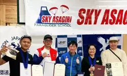 Siswa SMA asal Tulungagung borong 2 emas dan 1 perak di kejuaraan dunia paralayang