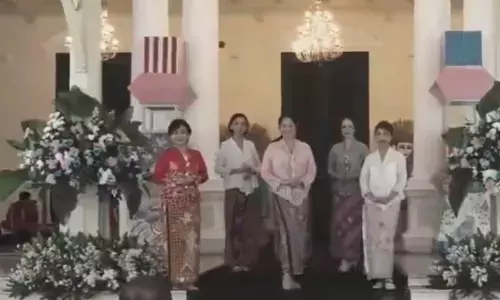 DKI tampilkan 110 koleksi kebaya pada pameran di Museum Tekstil DKI tampilkan 110 koleksi kebaya pada pameran di Museum Tekstil