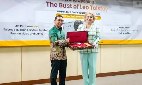 Menbud buka peluang kerja sama dengan Rusia untuk produksi film Menbud buka peluang kerja sama dengan Rusia untuk produksi film