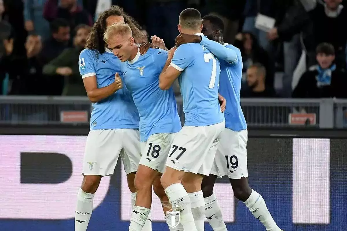 Gol Zaccagni menangi laga Lazio kontra AC Milan Gol Zaccagni menangi laga Lazio kontra AC Milan
