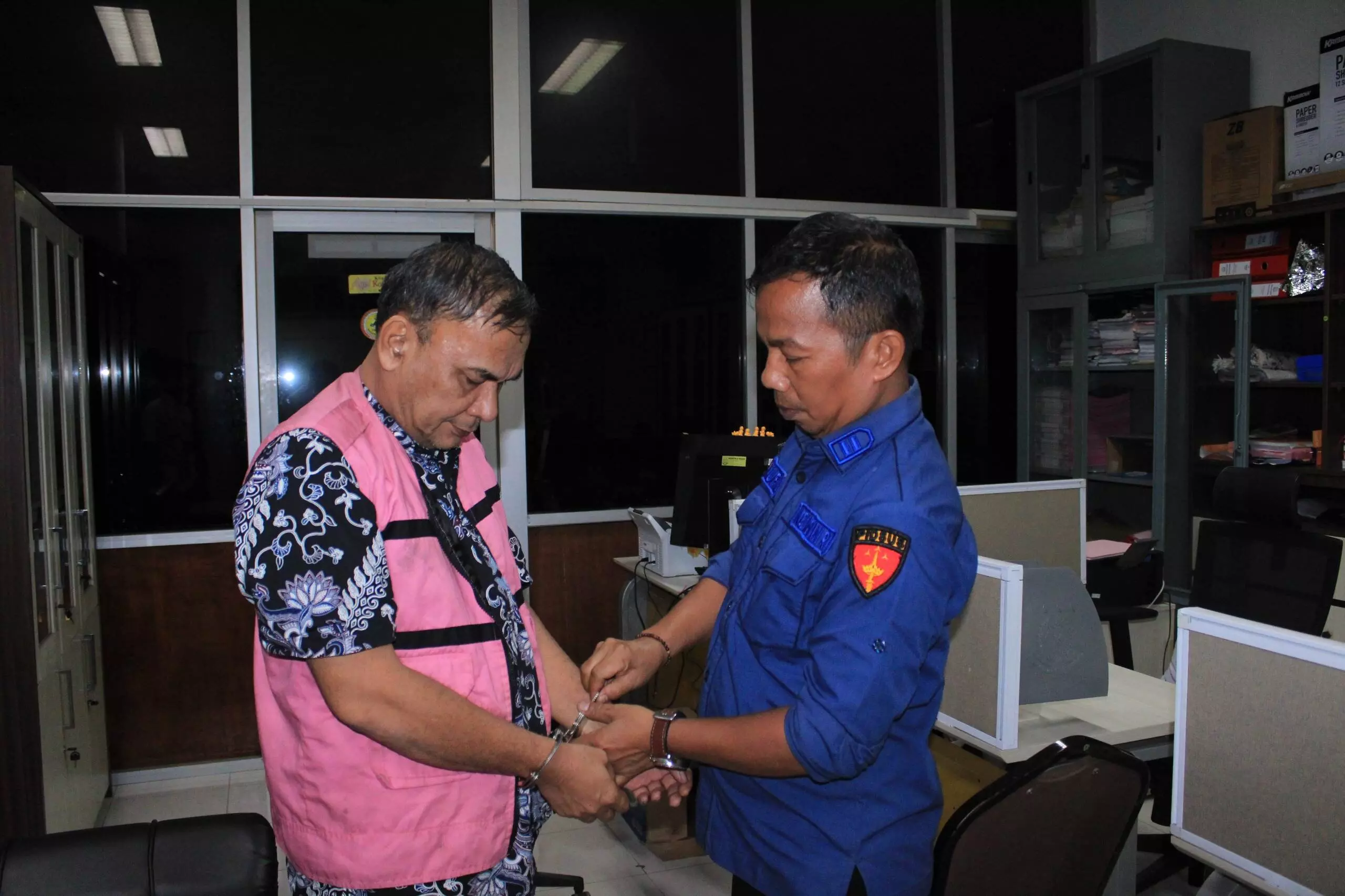 Kejati Sumut tahan Kadisdik Tebing Tinggi dugaan korupsi pengadaan smartboard SMPN Tahun 2024