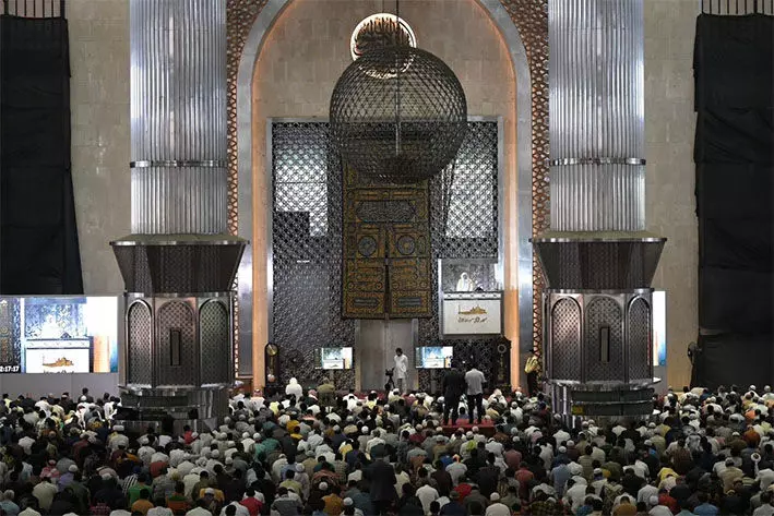 Sekjen Liga Muslim Dunia khutbah Jumat di Jakarta serukan persatuan umat dan solidaritas global