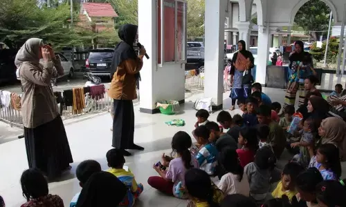 BKKBN berikan dukungan trauma healing untuk anak di Langkat BKKBN berikan dukungan trauma healing untuk anak di Langkat