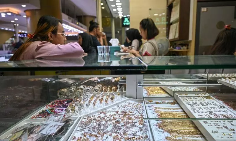 Harga emas Galeri24 stabil, UBS naik tipis di Pegadaian Sabtu ini