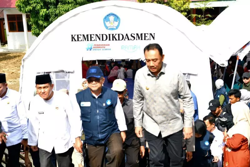 Mendikdasmen pastikan keberlanjutan pembelajaran pascabencana Mendikdasmen pastikan keberlanjutan pembelajaran pascabencana