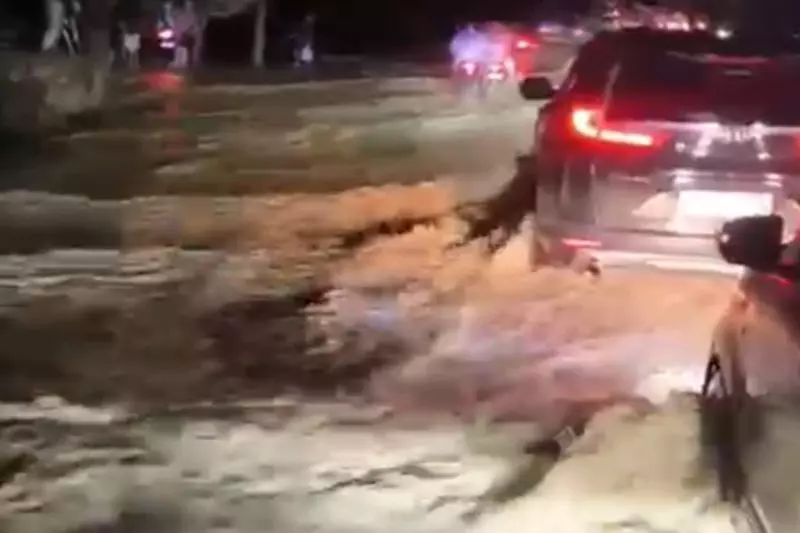 Banjir kembali genangi ruas Pidie Jaya–Bireuen, Aceh Banjir kembali genangi ruas Pidie Jaya–Bireuen, Aceh