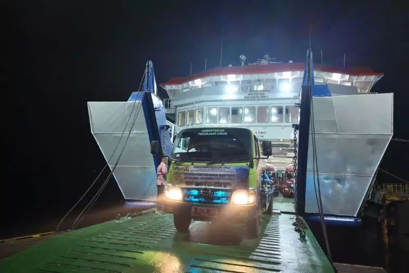 Kementerian PU bantu sarana air bersih untuk Aceh Tamiang Kementerian PU bantu sarana air bersih untuk Aceh Tamiang