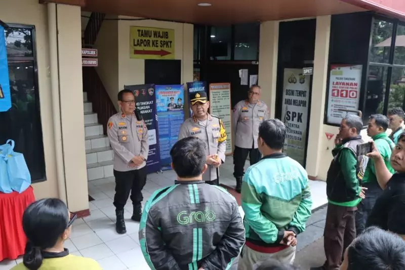Polisi selidiki jaringan pemasok obat keras bagi remaja di Tangerang Polisi selidiki jaringan pemasok obat keras bagi remaja di Tangerang