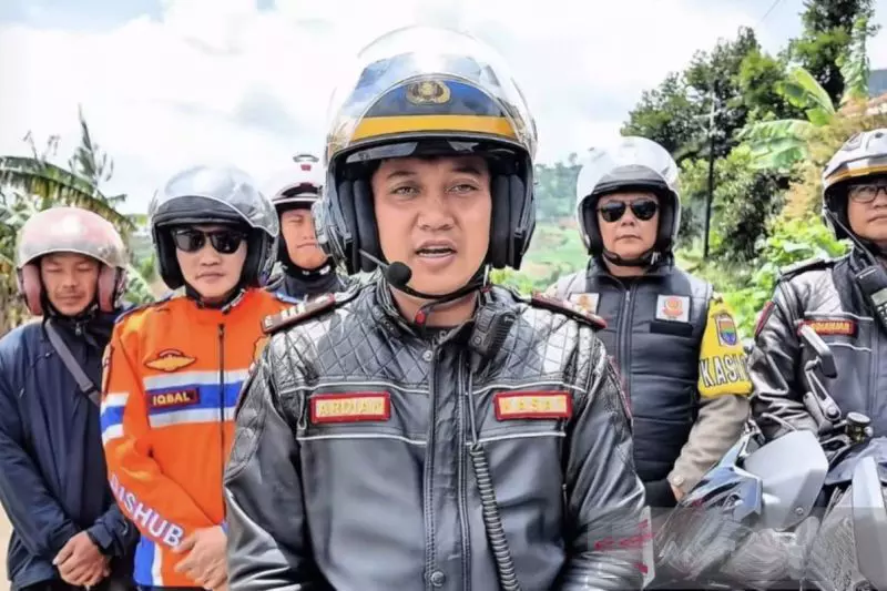 Polres tak rekomendasikan Puncak dilalui kendaraan libur akhir tahun Polres tak rekomendasikan Puncak dilalui kendaraan libur akhir tahun