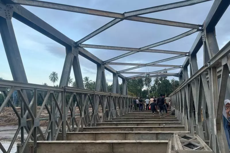 Jembatan Bailey di Bireuen jadi akses penghubung sementara Jembatan Bailey di Bireuen jadi akses penghubung sementara