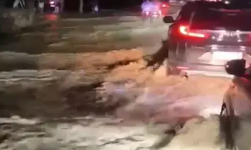 Banjir kembali genangi ruas Pidie Jaya–Bireuen, Aceh Banjir kembali genangi ruas Pidie Jaya–Bireuen, Aceh