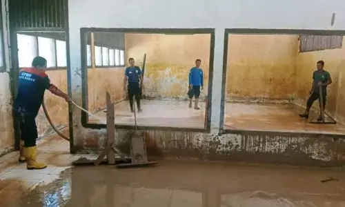 BPBD Aceh Barat bersihkan 58 fasilitas umum terdampak banjir bandang BPBD Aceh Barat bersihkan 58 fasilitas umum terdampak banjir bandang