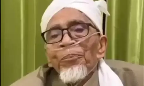 Mustasyar PBNU TGH Turmudzi Badaruddin dukung Rais Aam berhentikan Gus Yahya