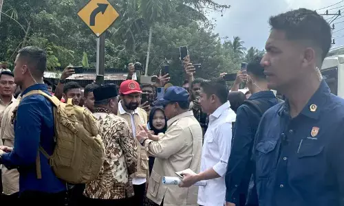 Prabowo dengarkan jeritan hati pengungsi di Bireuen Prabowo dengarkan jeritan hati pengungsi di Bireuen