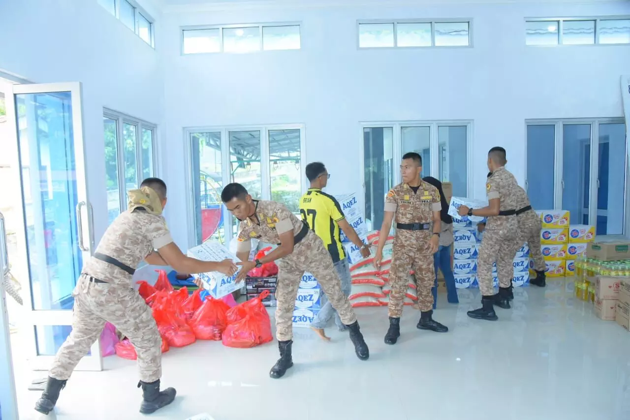 Civitas akademika dan praja IPDN salurkan bantuan kemanusiaan untuk korban bencana Sumatera