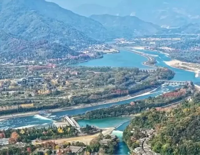 Xi Jinping perkenalkan kearifan Tiongkok dalam pemerintahan kepada Macron