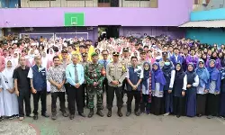 Police Goes to School, Kapolres Metro Depok hadir dalam upacara bendera di SMK 2 Perintis Depok
