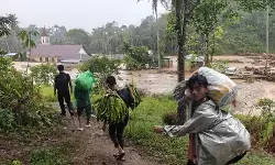 Lokasi terjal hambat evakuasi warga Hutanabolon yang terisolasi