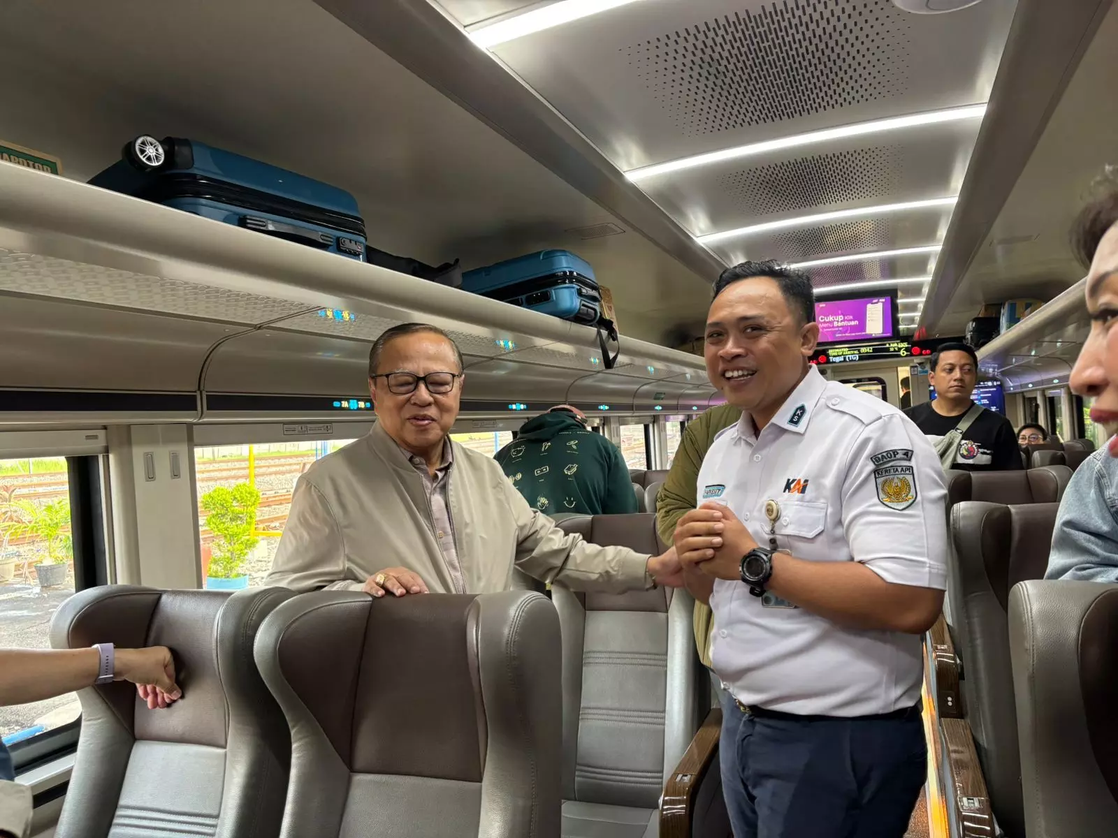 Jelang Natal, Uskup Agung Jakarta `mudik` ke Semarang Jelang Natal, Uskup Agung Jakarta `mudik` ke Semarang