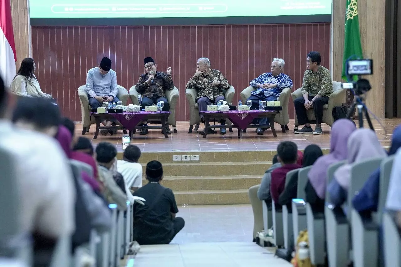 Ketika Ulama bertemu algoritma di era AI Ketika Ulama bertemu algoritma di era AI