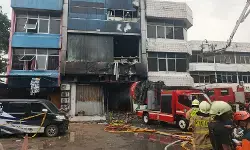 Kebakaran Gedung Terra Drone Jakarta, 20 kantong jenazah dibawa ke RS Polri Kebakaran Gedung Terra Drone Jakarta, 20 kantong jenazah dibawa ke RS Polri