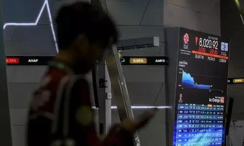 IHSG Selasa dibuka menguat 32,52 poin