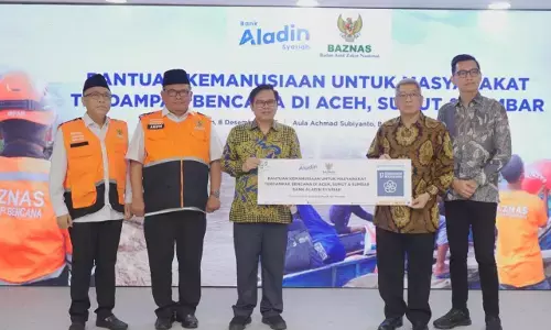 BAZNAS RI terima bantuan bencana Sumatera Rp400 juta dari Bank Aladin Syariah BAZNAS RI terima bantuan bencana Sumatera Rp400 juta dari Bank Aladin Syariah