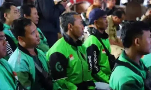 Pemkab Kudus jamin 30.264 pekerja rentan dengan jaminan ketenagakerjaan Pemkab Kudus jamin 30.264 pekerja rentan dengan jaminan ketenagakerjaan