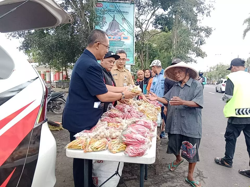 Harga cabai tinggi, Pemkab Magelang bagikan gratis cabai ke warga Harga cabai tinggi, Pemkab Magelang bagikan gratis cabai ke warga