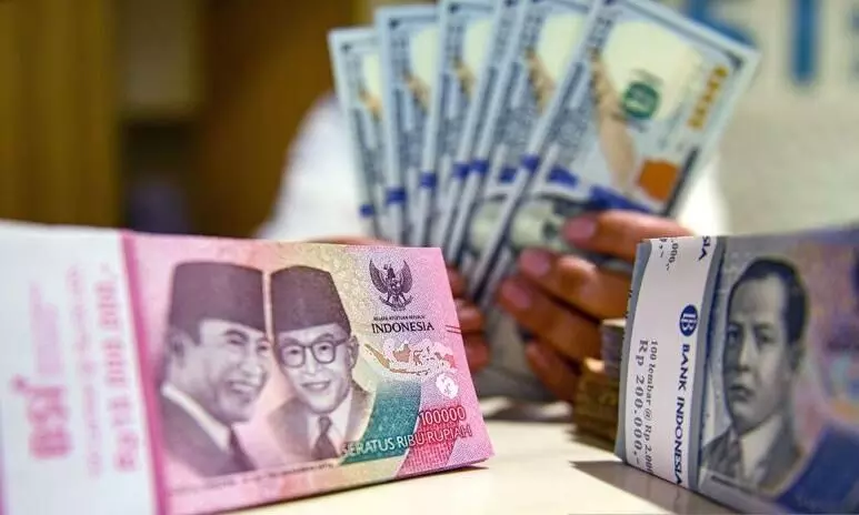 Rupiah melemah sejalan sikap The Fed tak buru-buru turunkan suku bunga Rupiah melemah sejalan sikap The Fed tak buru-buru turunkan suku bunga