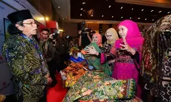 Pemprov Jatim pamerkan Wastra Sidoarjo dalam misi dagang di Batam Pemprov Jatim pamerkan Wastra Sidoarjo dalam misi dagang di Batam