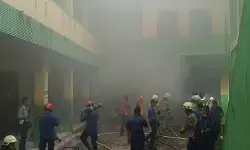 Kebakaran ponpes di Jaksel akibatkan sembilan santri sesak nafas