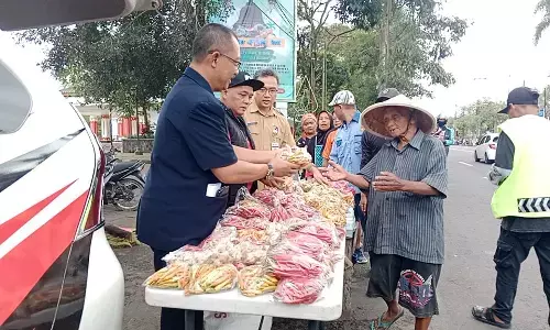 Harga cabai tinggi, Pemkab Magelang bagikan gratis cabai ke warga Harga cabai tinggi, Pemkab Magelang bagikan gratis cabai ke warga