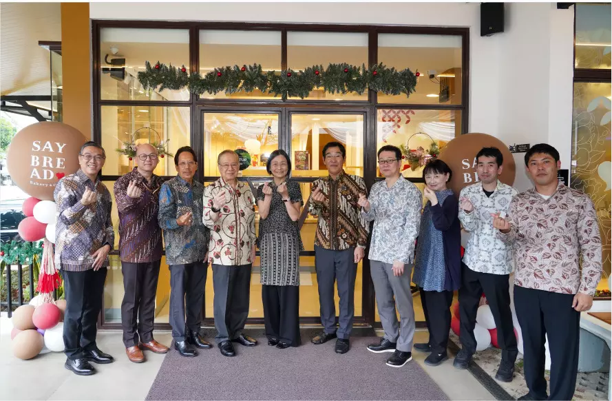 Say Bread Bakery & Café di Cikajang menghadirkan kehangatan lewat roti Say Bread Bakery & Café di Cikajang menghadirkan kehangatan lewat roti