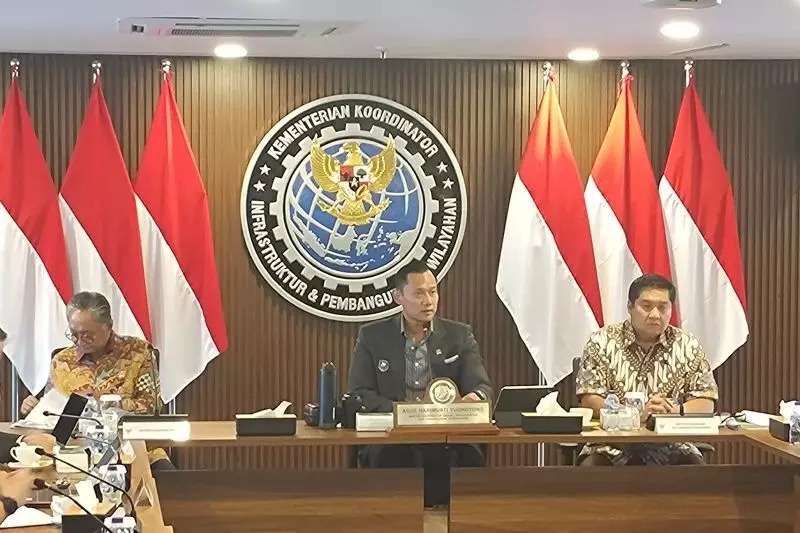 AHY: Pemerintah utamakan pulihkan akses jalan dan jembatan di Sumatera AHY: Pemerintah utamakan pulihkan akses jalan dan jembatan di Sumatera