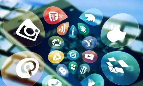 Prancis rencanakan pembatasan medsos untuk anak di bawah umur Prancis rencanakan pembatasan medsos untuk anak di bawah umur