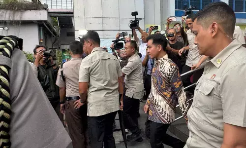 Wapres sampaikan permintaan maaf insiden mobil BGN tabrak siswa dan guru di Cilincing Wapres sampaikan permintaan maaf insiden mobil BGN tabrak siswa dan guru di Cilincing