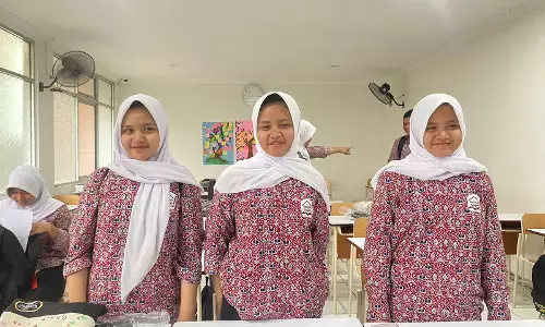 Tiga siswi kembar Sekolah Rakyat tekuni Judo dan incar karier atlet profesional Tiga siswi kembar Sekolah Rakyat tekuni Judo dan incar karier atlet profesional