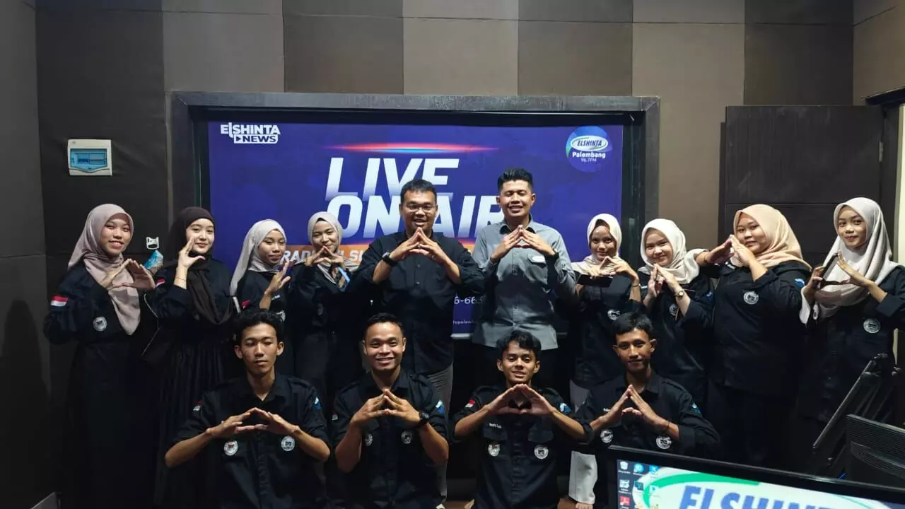 Mahasiswa KPI UIN Raden Fatah kunjungi Elshinta Palembang, kenal jurnalistik radio Mahasiswa KPI UIN Raden Fatah kunjungi Elshinta Palembang, kenal jurnalistik radio