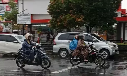 BMKG perkirakan hujan ringan di berbagai wilayah RI Jumat BMKG perkirakan hujan ringan di berbagai wilayah RI Jumat